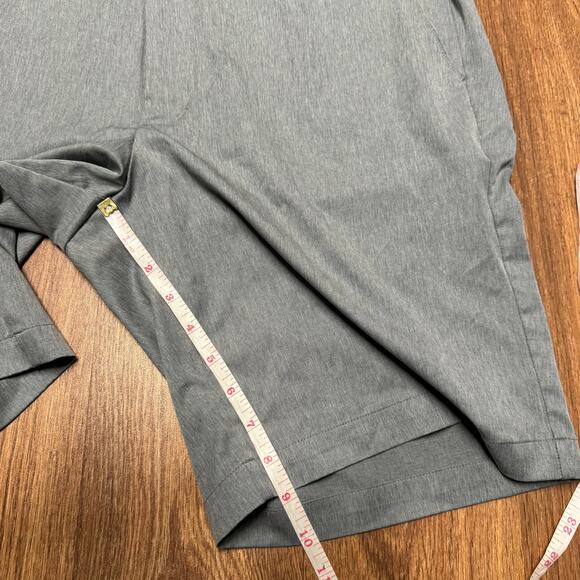Greg Norman Mens Gray Golf Shorts Dry Fit Performance Size 36 Inseam 9" - Picture 10 of 10